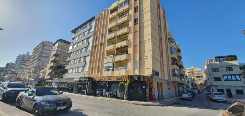 Apartamento soleado 1ª línea **Octubre a Mayo**